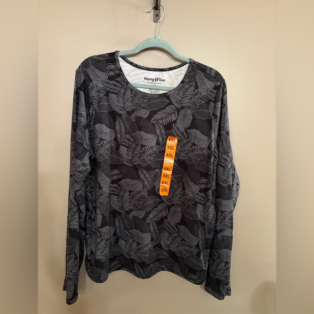 Hang Ten Black and White Leaf Pattern Shirt